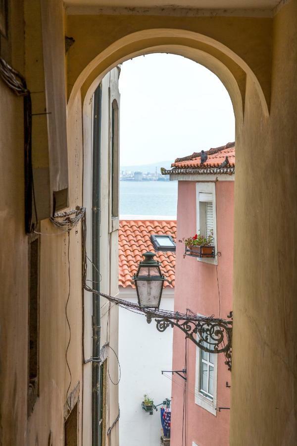 Alfama, Bright And Spacious With Private Terrace, By Timecooler Lisboa المظهر الخارجي الصورة