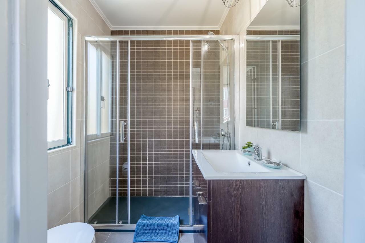 Alfama, Bright And Spacious With Private Terrace, By Timecooler Lisboa المظهر الخارجي الصورة